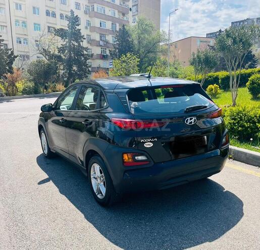 Hyundai Kona-3