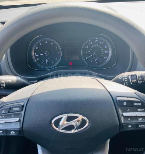 Hyundai Kona-8