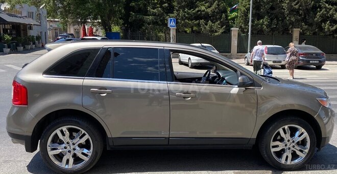 Ford Edge-4