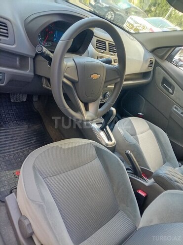 Chevrolet Cobalt-6