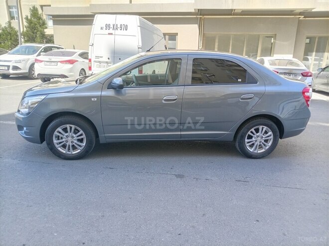 Chevrolet Cobalt-10