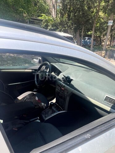 Opel Astra-7