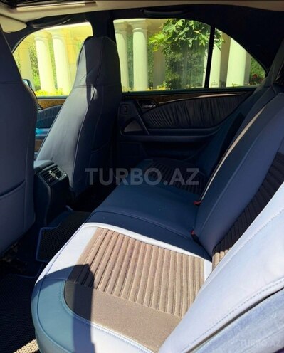 Mercedes E 230-9