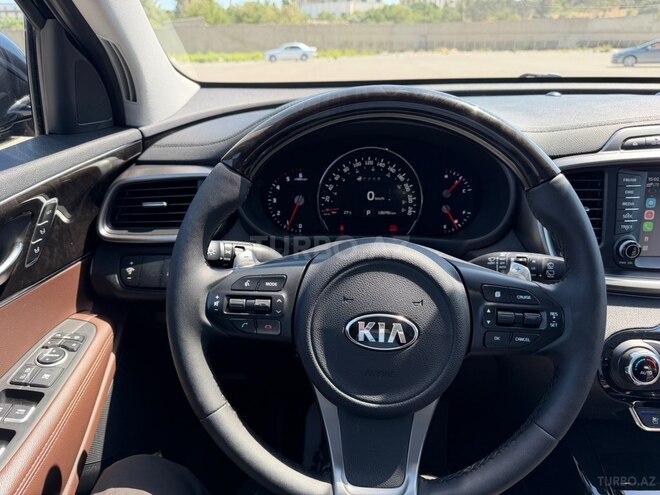 Kia Sorento-9