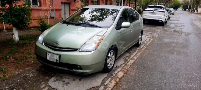 Toyota Prius-7