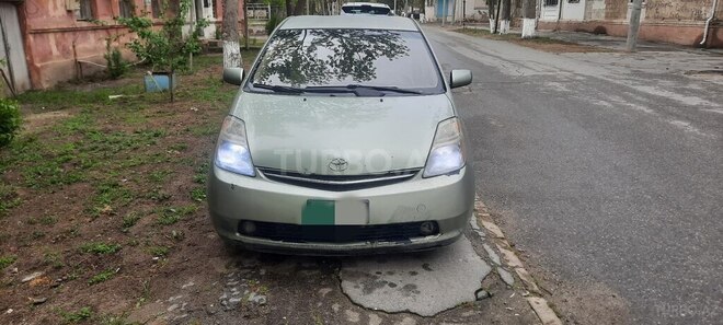 Toyota Prius-3