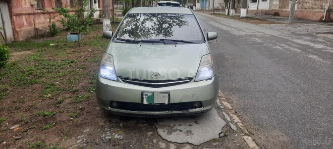 Toyota Prius-1