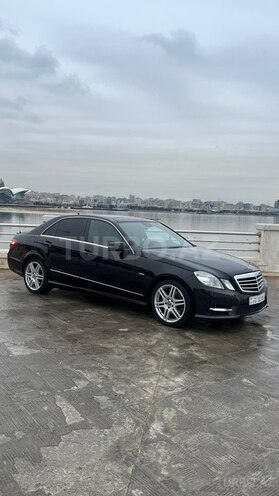 Mercedes E 220-3