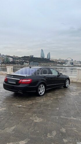 Mercedes E 220-6