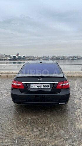 Mercedes E 220-8