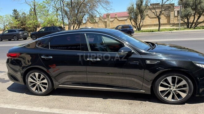 Kia K5-7