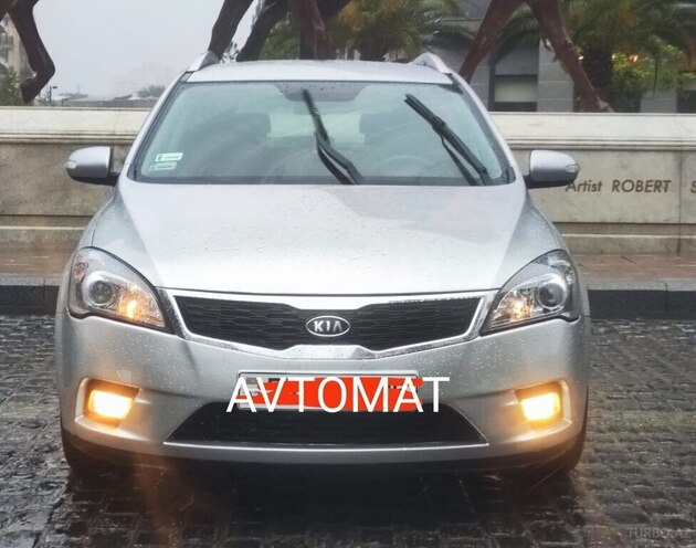 Kia Ceed SW-1