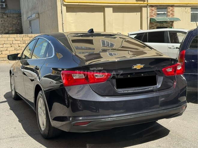 Chevrolet Malibu-13