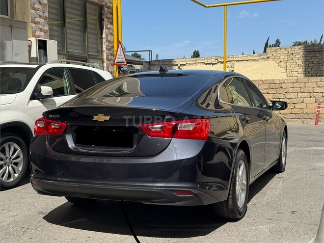 Chevrolet Malibu-12