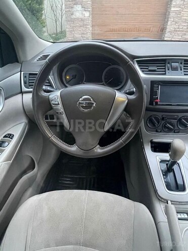 Nissan Sentra-6