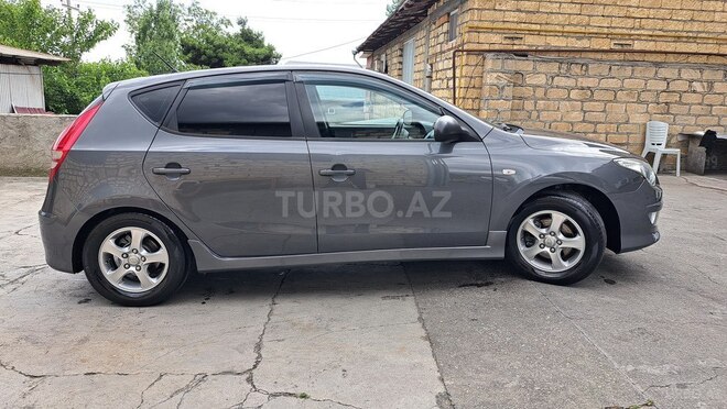 Hyundai i30-7