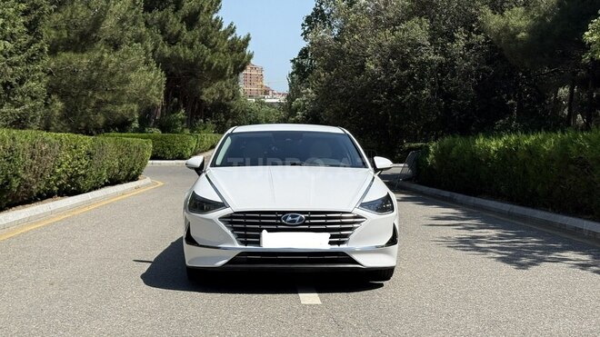 Hyundai Sonata-3