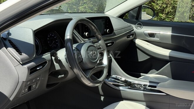 Hyundai Sonata-7