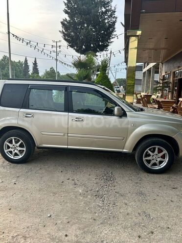 Nissan X-Trail-2