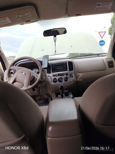 Ford Escape-5