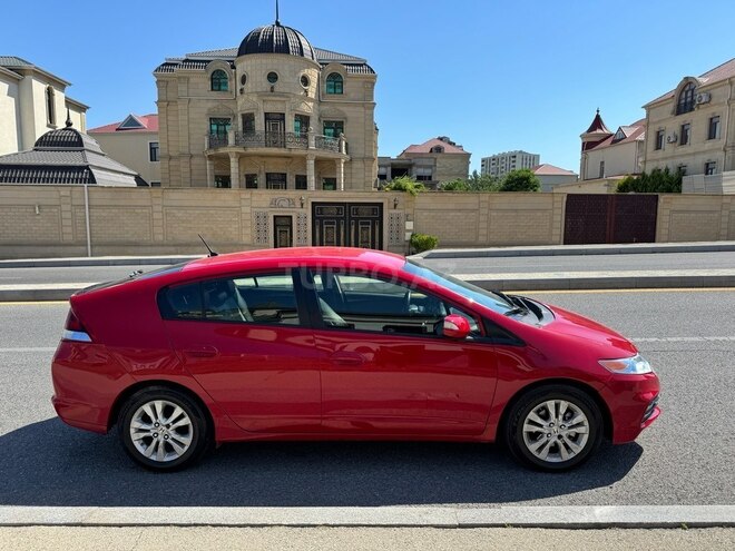 Honda Insight-3