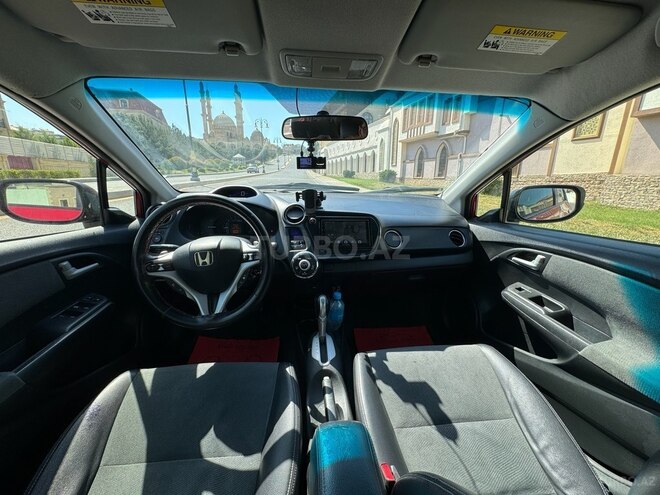 Honda Insight-13