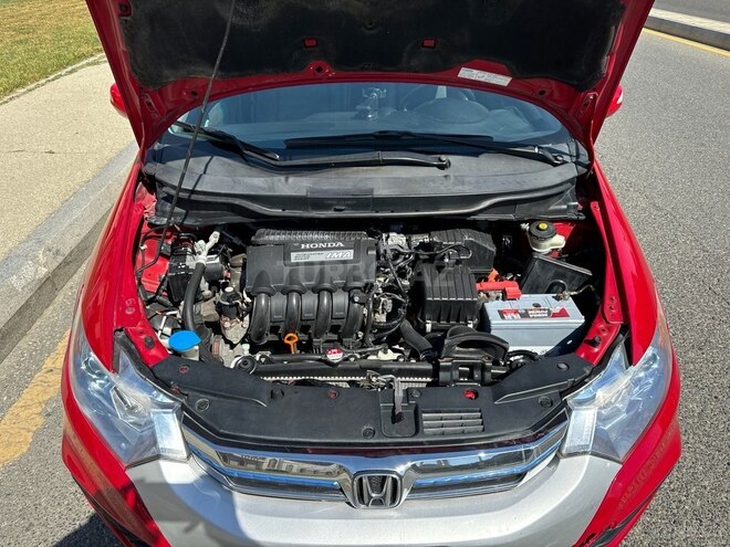 Honda Insight-19
