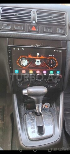 Volkswagen Golf-4