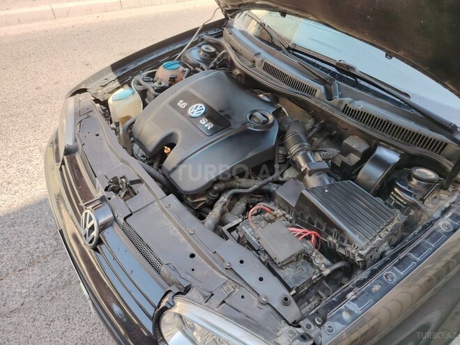 Volkswagen Golf-8
