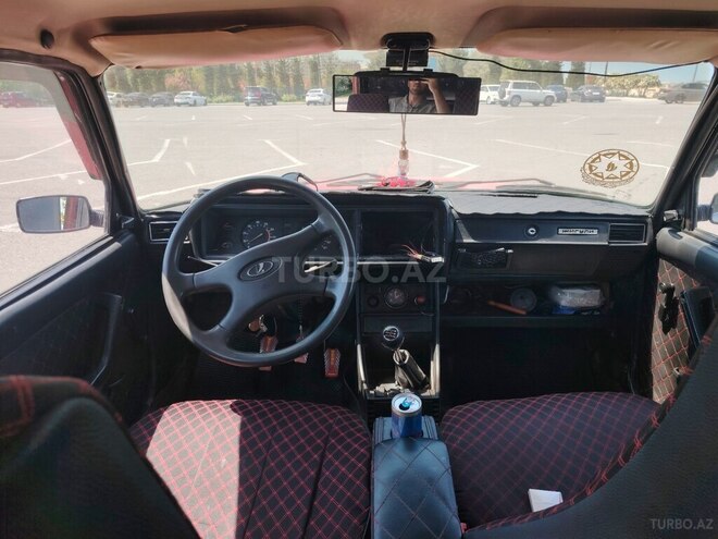 LADA (VAZ) 2107-10