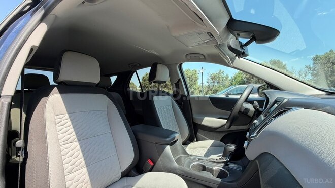 Chevrolet Equinox-7