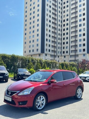 Nissan Tiida-4