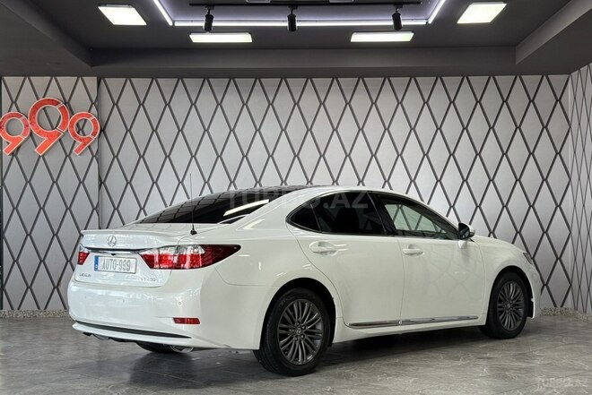 Lexus ES 250-4