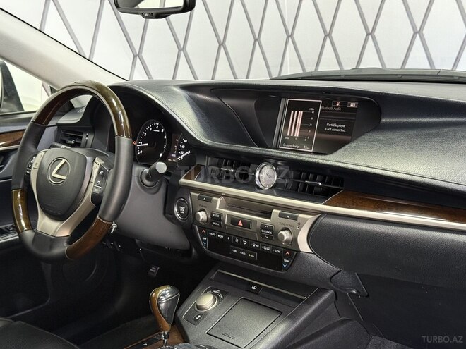 Lexus ES 250-8