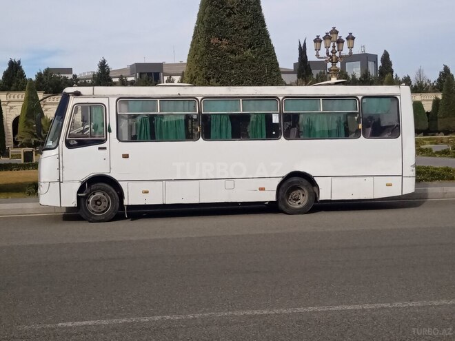 Isuzu Bogdan-2