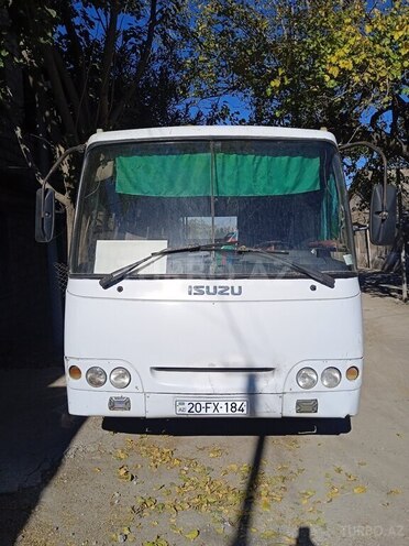 Isuzu Bogdan-1