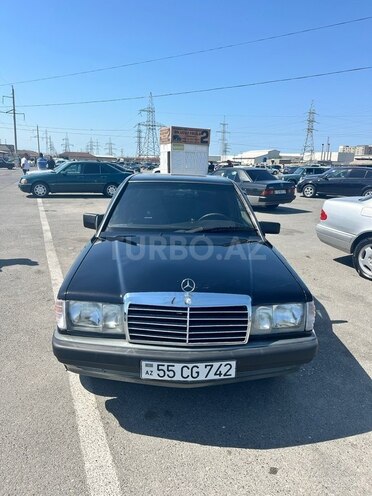 Mercedes 190-2