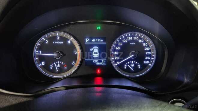 Hyundai Grandeur-4