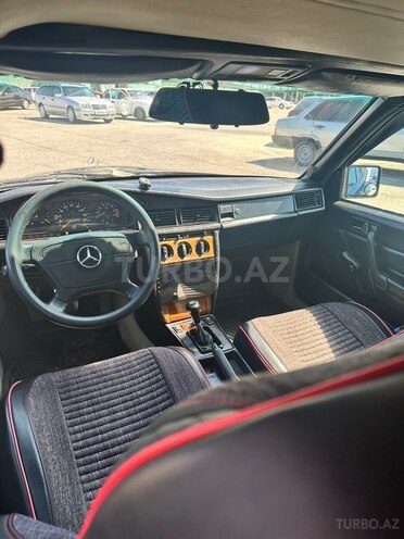 Mercedes 190-15