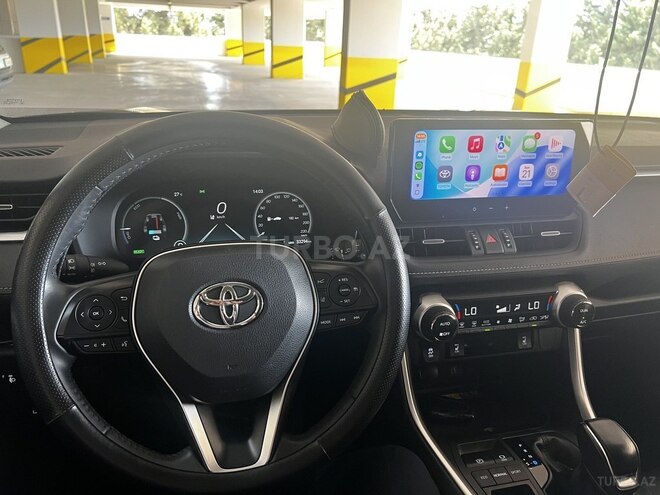 Toyota RAV4-14