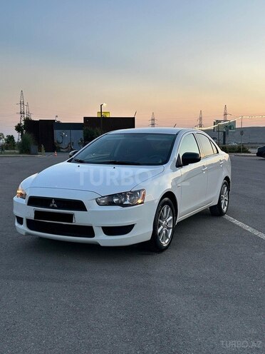 Mitsubishi Lancer-3