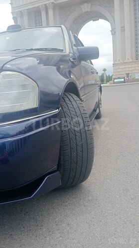 Mercedes C 180-11