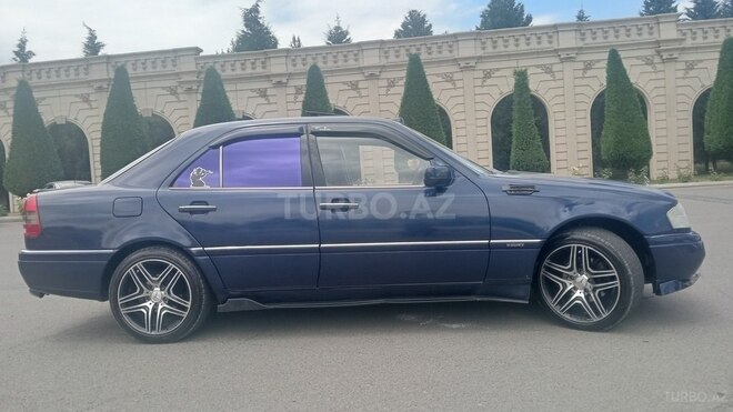 Mercedes C 180-4