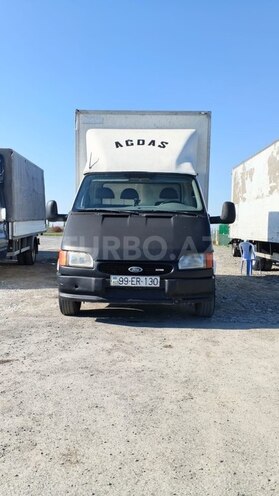Ford Transit-1