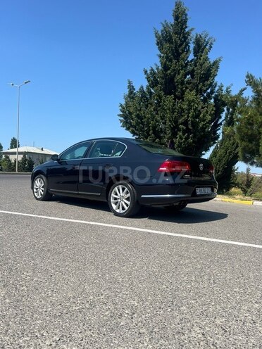 Volkswagen Passat-7