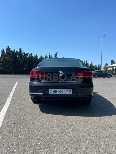 Volkswagen Passat-6