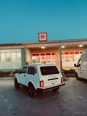 LADA (VAZ) Niva-3