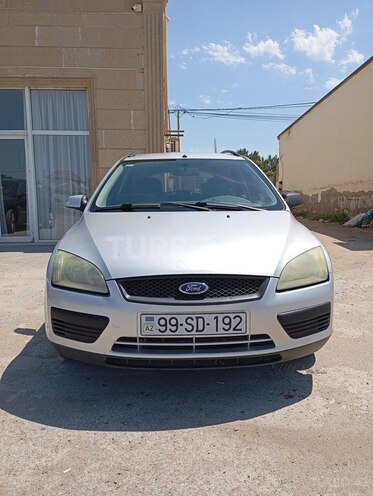 Ford Focus-2