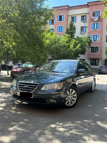 Hyundai Sonata-1