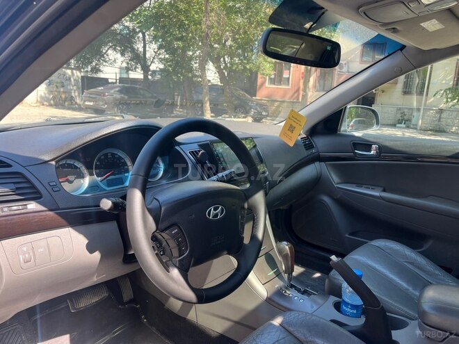 Hyundai Sonata-9